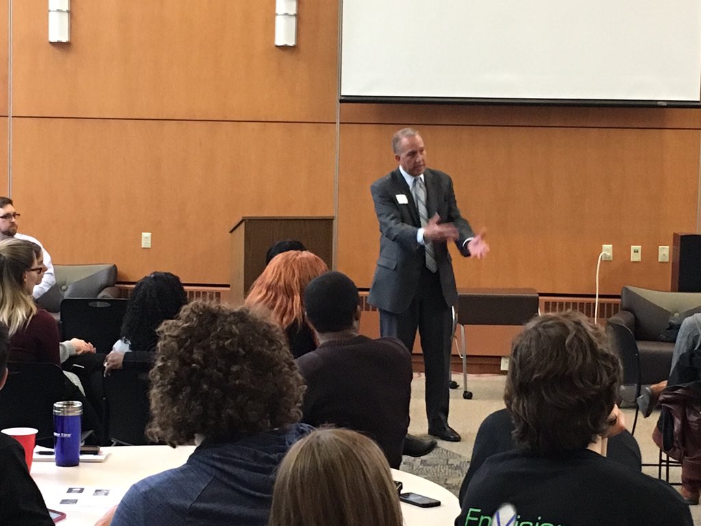 UAkronHonors's tweet photo. "Millennials, it's important that you get out there and vote." @AkronOH Mayoral candidate, Horrigan #TextTalkVote https://t.co/aY9WhpvRvL