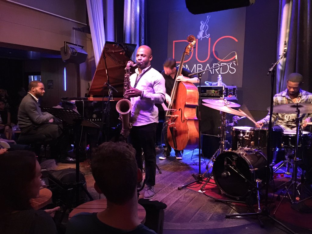 Listening to <a href="/sjfortner/">Sullivan Fortner</a> <a href="/Tivon_bzz/">Tivon Pennicott</a> @AidanBCarroll &amp; <a href="/Joe_Dyson/">Joe Dyson</a> killing it at <a href="/DUCDESLOMBARDS/">Duc des Lombards</a> What a band! Amazing!