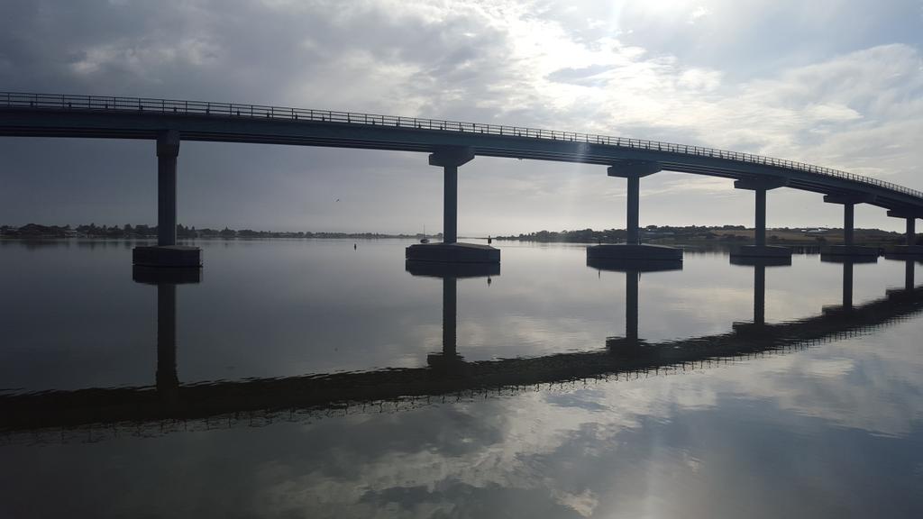 SpiritAustTours's tweet photo. Beautiful morning at #GoolwaWharf #Goolwa #SouthAustralia #FleurieuPeninsula #Coorong #SpiritOfTheCoorong #calmness https://t.co/WUF3TU8pEM