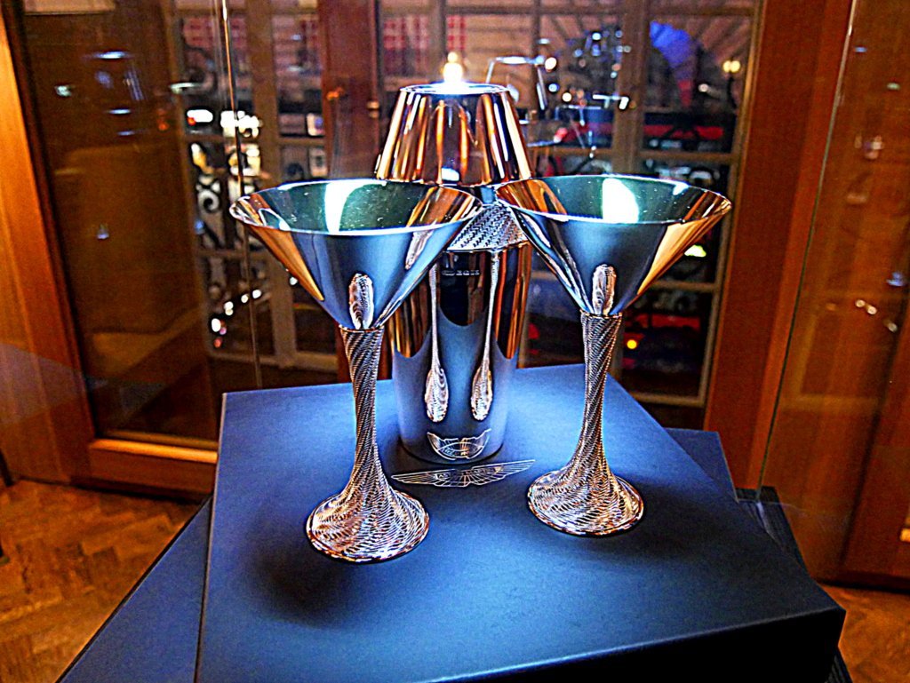 LuxuryColumnist's tweet photo. Shaken and most definitely stirred - talented London silversmiths #AstonMartin @grantmacdonaldS #timeless100 https://t.co/OdoPOquxyX