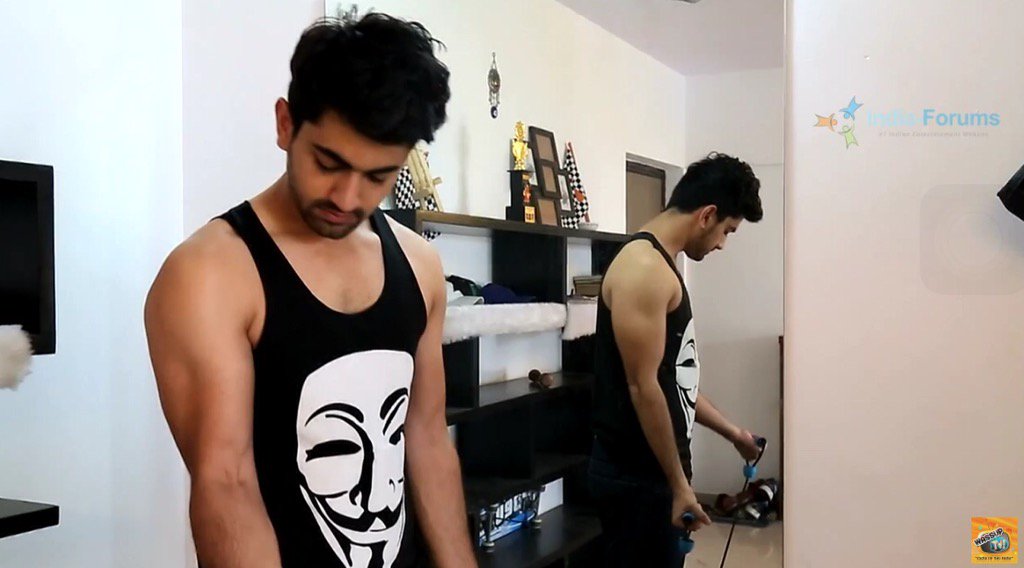 Embedded image permalink