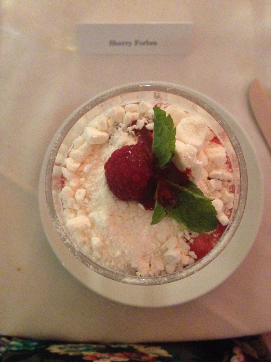 manorhstables's tweet photo. Absolutely gorgeous Eton Mess @LoveFoodLincs Awards. #LFDA. Awards comong soon! https://t.co/KZYUelMxwL