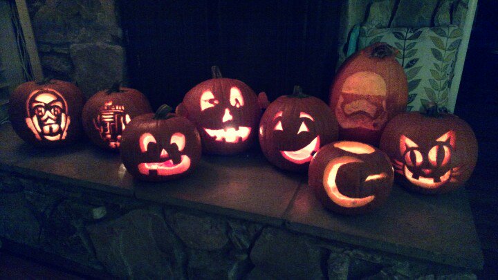 the_comlink's tweet photo. #thecomlink's @Reifenberg @davidwcollins &amp; @RuarkDreher carved pumpkins w/r ladies &amp; friends. Guess which? #StarWars https://t.co/SMFCjVGqB3