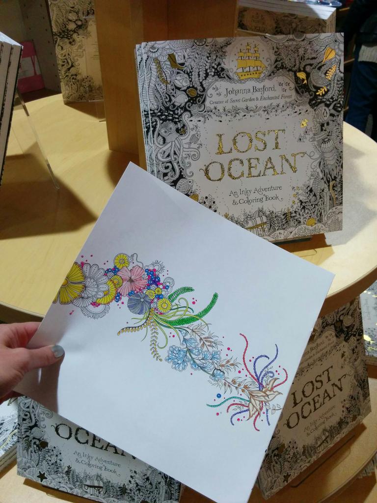 ubookstoresea's tweet photo. Some really incredible finished products tonight! #GlobalColoringDay #LostOcean #millcreektowncenter https://t.co/128TinS6Qz