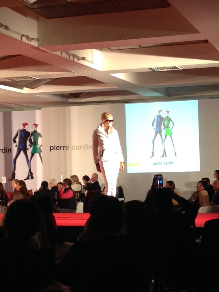 OficialOnlyMine's tweet photo. #pierrecardinmexico #moda con causa #fashion Espera los detalles... https://t.co/fQdeY6EhZT