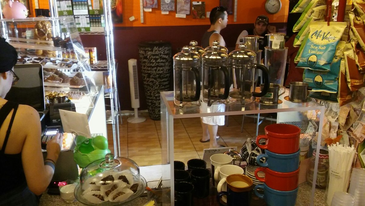 TheBobaHouse's tweet photo. Yo, gotta try a french press coffee for two at the boba house. https://t.co/t2WZKPYsCj