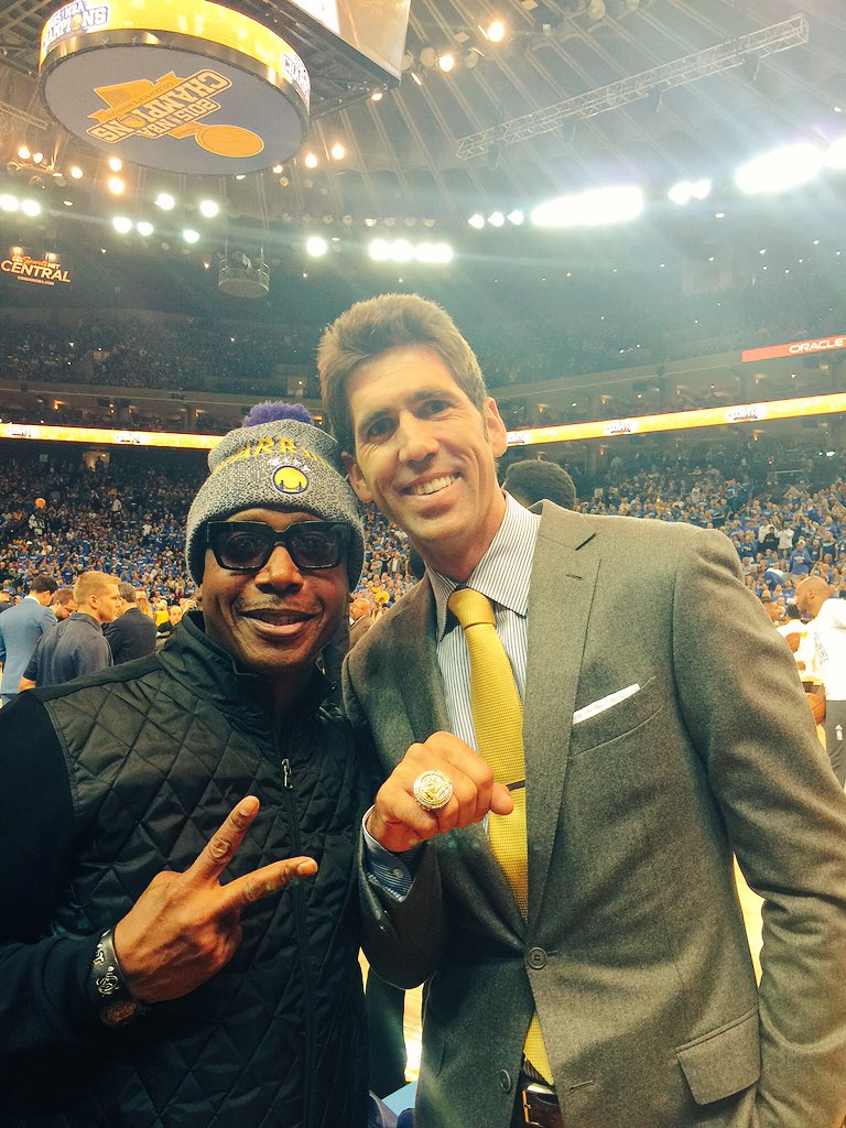 MCHammer's tweet photo. #Warriors NBA Executive of the Year Bob Myers with The #RING  🙌🏾 https://t.co/QoOlcowH1s