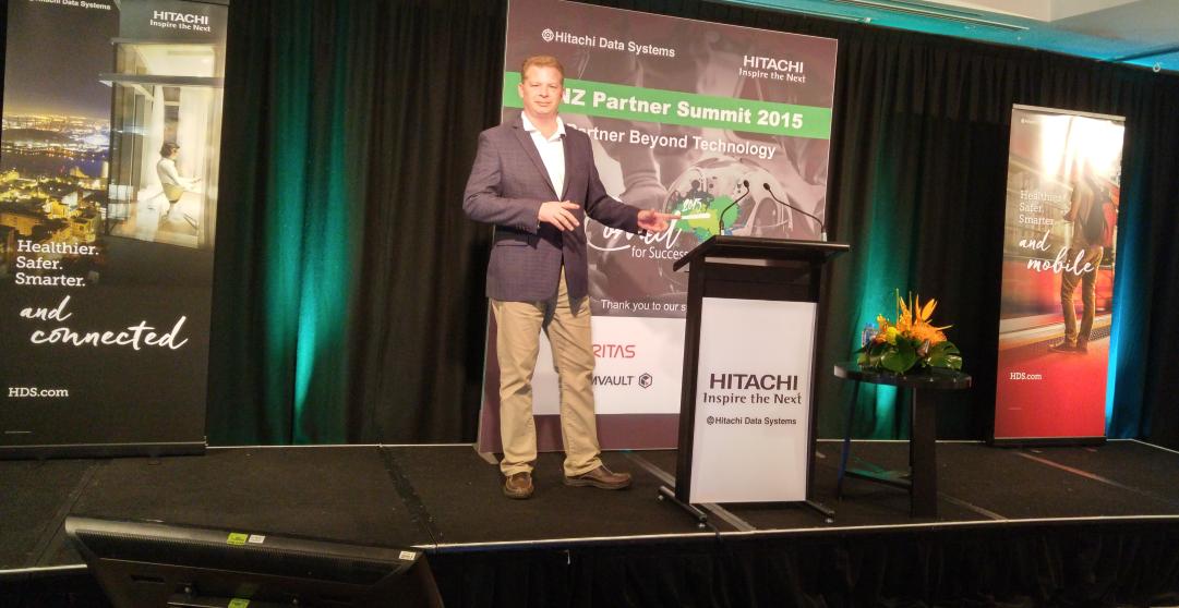 Knieriemen's tweet photo. Talking tech transformation at #HDSsummit in Noosa, Australia https://t.co/zQAQIuojx6