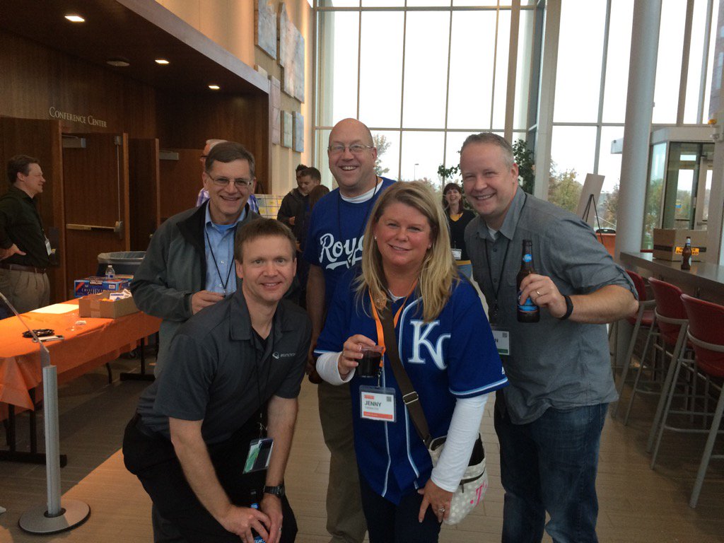JennyKCMO's tweet image. @martinfowler #stranglerpattern Great happy hour convo with #lakc15 awesome folks!! @TheAgileFactor @ablythe