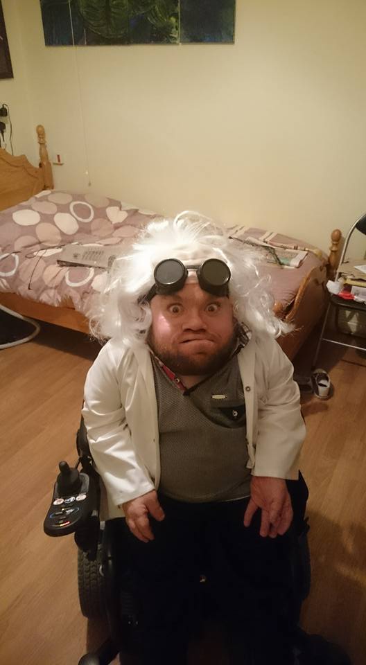 MyWayAccess's tweet photo. Getting ready for the weekend. Can you guess who I'll be yet? #FCC #comicconbelfast #comiccon #belfast #cosplay https://t.co/cbgMiAWNfT