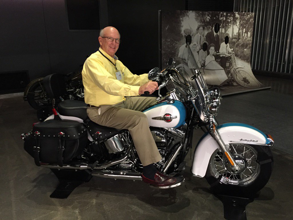whitejt3's tweet photo. #rotarylcc
Fun at the LCC! https://t.co/YBxZd4yozX