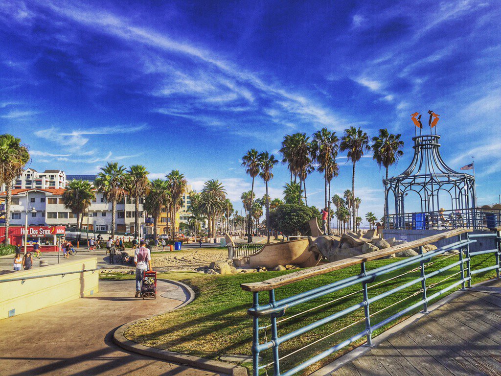 MichaelaUsi's tweet photo. ❤️ #SantaMonica https://t.co/H13dXxRzqX