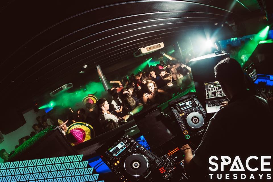 SpaceTuesdays's tweet photo. Leeds' Biggest Tuesday @SpaceTuesdays every week!

£1.45 Dbls b4 12 

Tickets for next week https://t.co/dEmEh3m4Jn https://t.co/rOiYV9iMsK