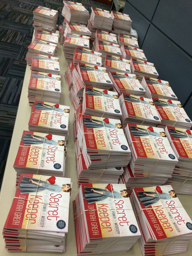 FCA gave 840 devos to the participation in the Elite8 Vball Tournament!!!  #ashaa #birminghamcrossplex #secretkeeper