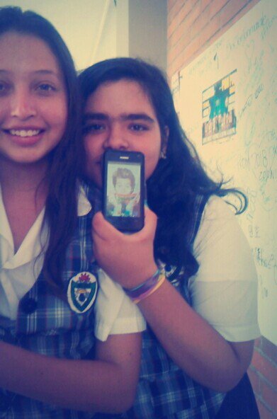 daniela celis tweet media