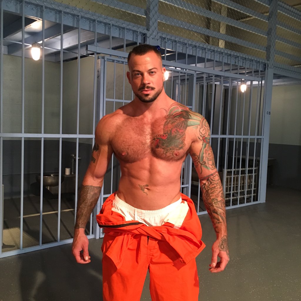 MrDimarco's tweet photo. Look who's in the house!! @SeanDuranXXX #StiffSentence @HotHouseXXX https://t.co/7cSBWkMJEu