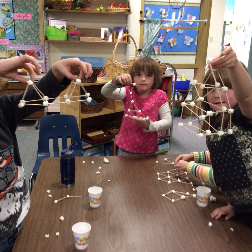 kingvtchamp1's tweet photo. Academic choice makes for an engaging afternoon. #bsdvt https://t.co/43r1jzGMWK