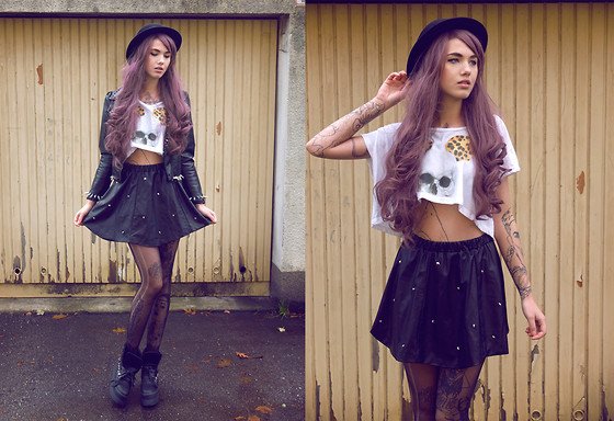 RileyxHill's tweet image. "Falling in love with her felt like summer, and watching her walk away felt like winter." #ItsGettingColdOutside