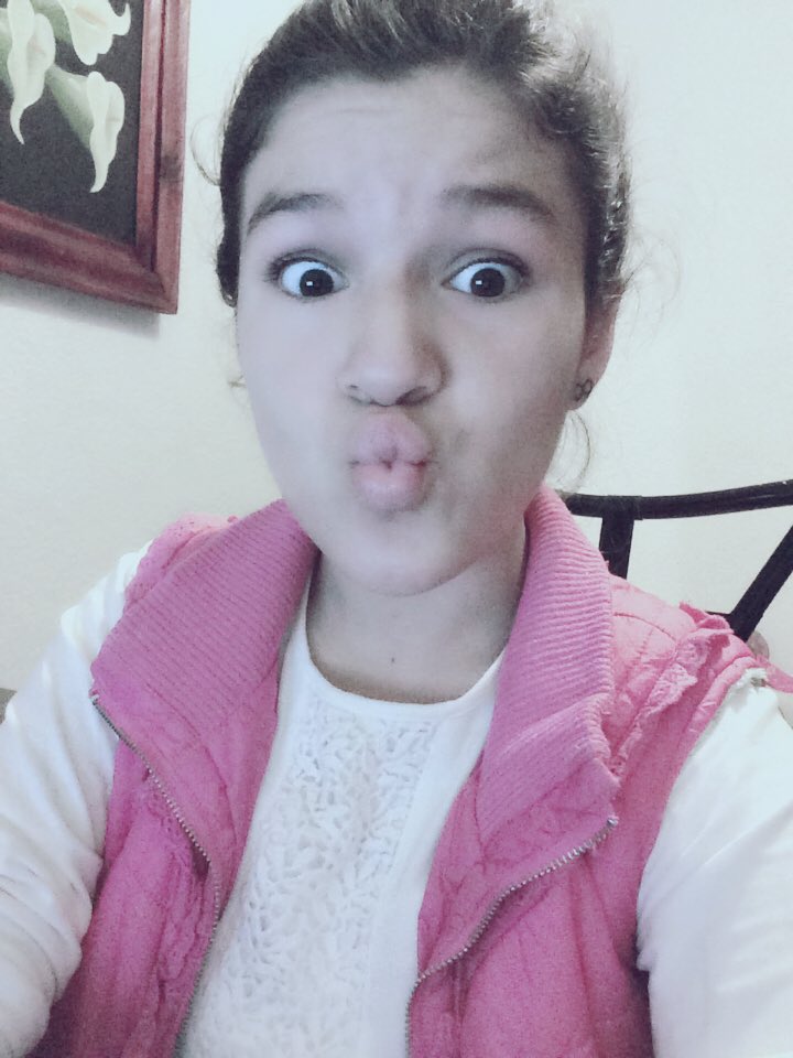 FerRoman11's tweet photo. Besito jeje no 😋💯 https://t.co/WofVstG6LV