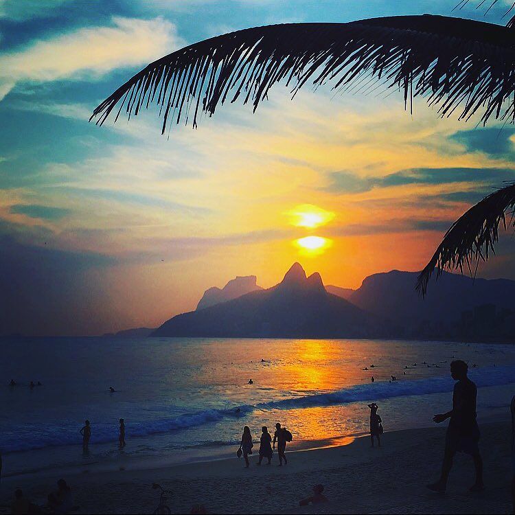 instaipanema's tweet photo. Painting.
iPhone 6
#aboutrio #boadorio #carioca #cariocando #cariocagram #carioquissimo #e… https://t.co/oGmcgzVrdR https://t.co/4Qzw5tlp0S