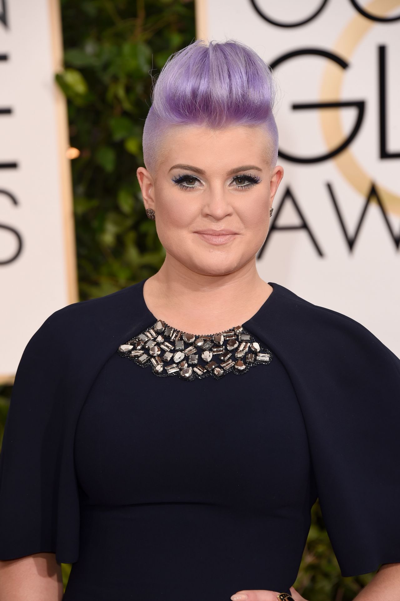 Happy birthday Kelly OSBOURNE!!! sorry tho I ate some..... :P 