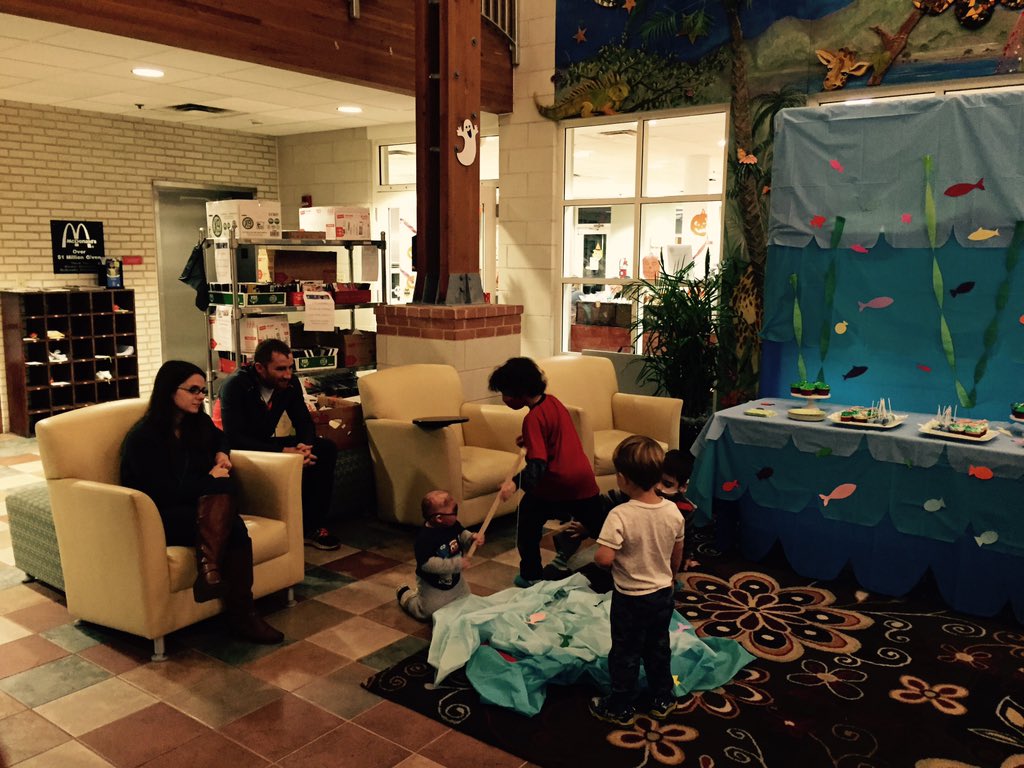 TomBreidenthal's tweet photo. Celebrating new aquarium @ Ronald McDonald @ Cincinnati Children's Hospital @diosohio this evening. https://t.co/dBs7j0XZ5U