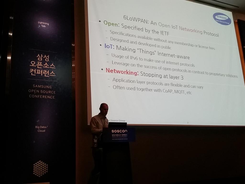 SamsungOSG's tweet image. Stefan Schmidt is giving his #soscon talk about 6LOWPAN right now.