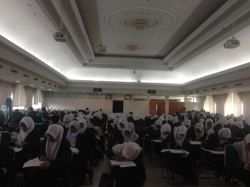 Kalian luar biasaaaaa #uts2015