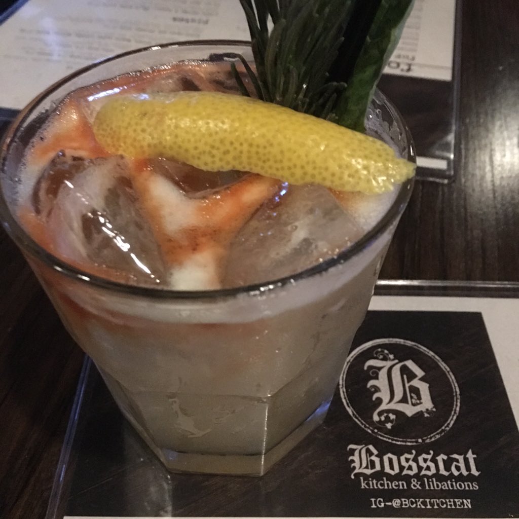 wordup_turtle's tweet photo. prost!
the BOSSCAT - @basilhaydens w/ lemon, rosemary, basil, bitters!
@BosscatKitchen #bckitchen #SCTopTen https://t.co/S1HiB1Itv1