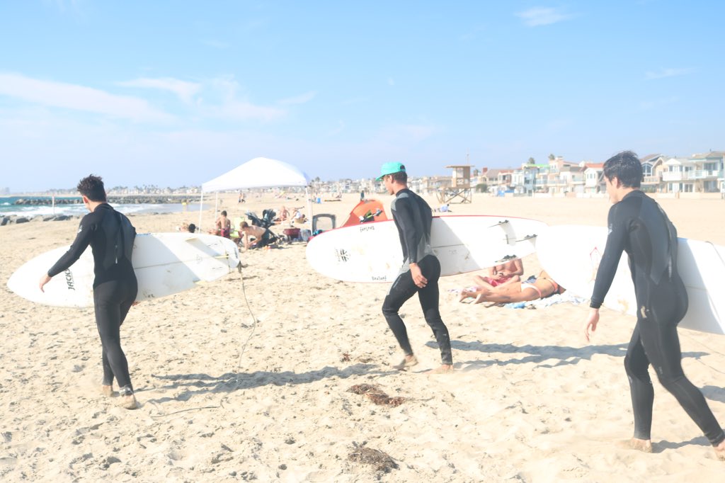 natekgarner's tweet photo. We dem surfer boys 🏄🏼💦 https://t.co/IcPUDLQCgM
