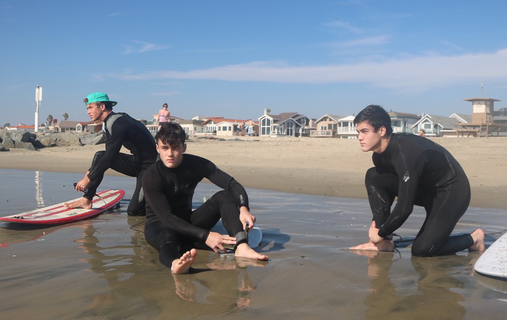 natekgarner's tweet photo. We dem surfer boys 🏄🏼💦 https://t.co/IcPUDLQCgM