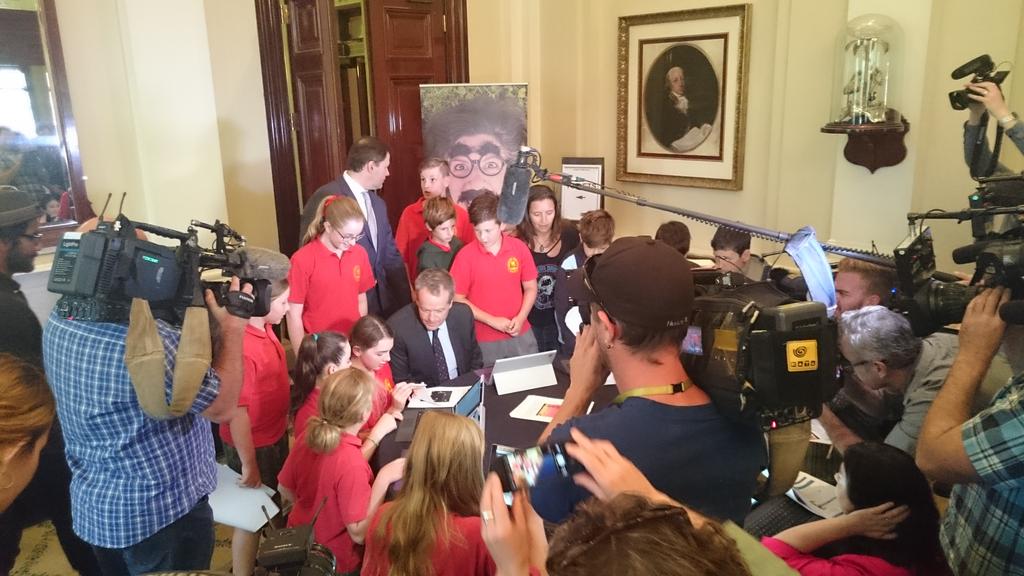 scarborough_ps's tweet photo. Coding with @billshortenmp &amp; @CodeClubAus at Town Hall. We need more coding and #STEM learning in schools #aussieED https://t.co/QAV92rqOIa