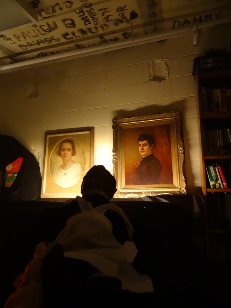 WAISItravelblog's tweet photo. Survived The Haunting @OrilliaMuseum @OrilliaDowntown https://t.co/tMwBFMnmZm