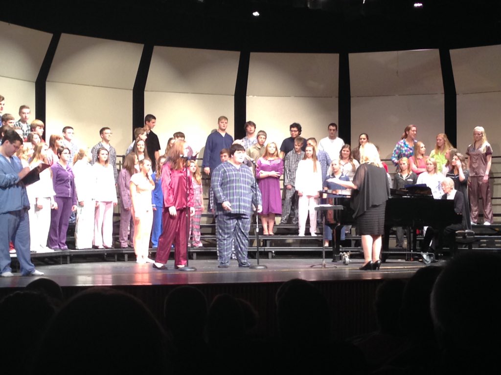 thcarey65's tweet photo. Wonderful concert tonight #rahspride https://t.co/g4onF6auQT