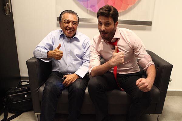 DaniloGentili's tweet photo. Já já tem o aniversariante do dia @mauriciodesousa no #TheNoite https://t.co/0LxiGLPbEI