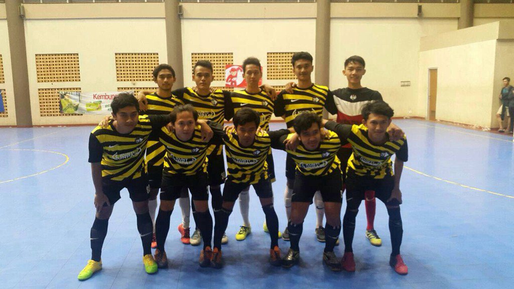 Squad KunTI Unpas cc: <a href="/infoUNPAS/">infounpas</a> <a href="/HMTI_UNPAS/">HMTI UNPAS</a>