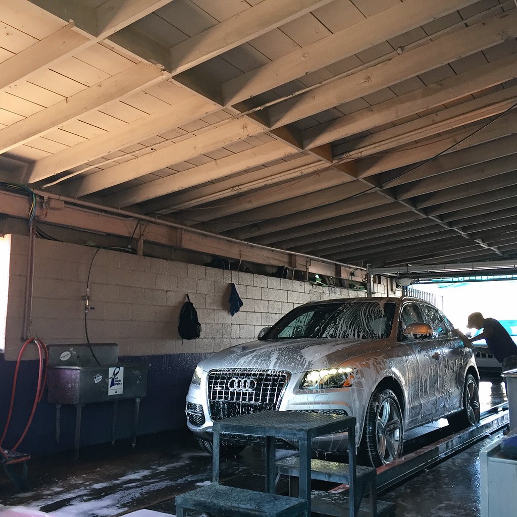 jrojasmedia's tweet photo. #Baewash @Audi #Q5 https://t.co/PPqHapQ2pD