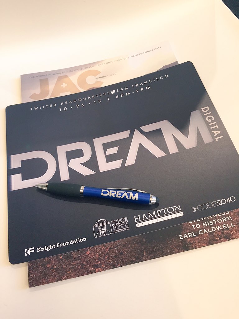 DearKiaImani's tweet photo. this happened last night &amp; it was absolutely amazing! #DREAMatTwitter x @DREAMDGTL . https://t.co/9oH31v2PgB
