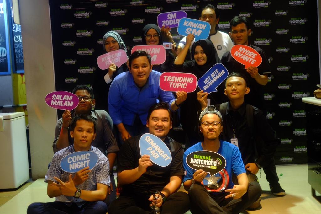 Senang rasanya bisa nyuksesin acara kemarin sama2 <a href="/931_swaramaha/">Radio Swaramaha</a> #dekadeswaramaha