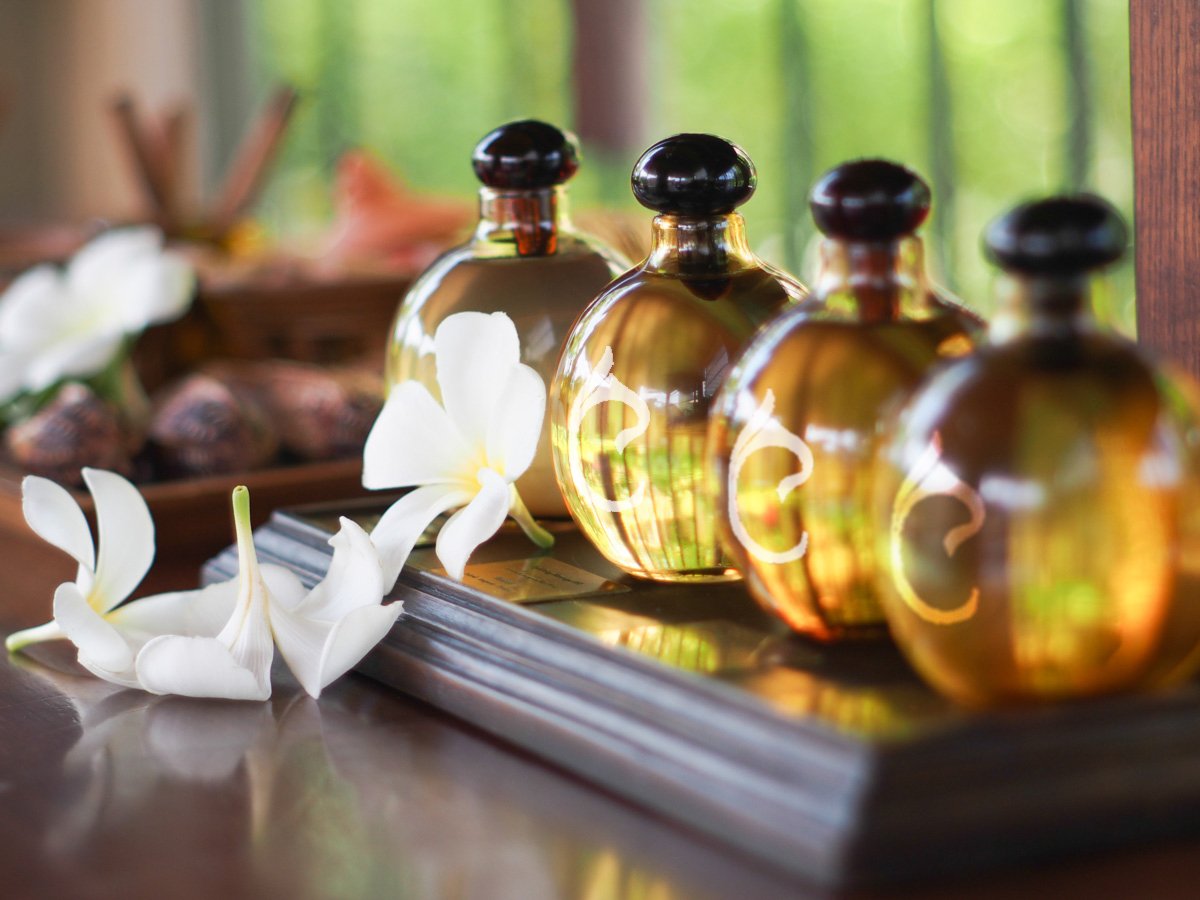 CentaraMirage's tweet photo. Elixirs full of tradition. https://t.co/SowxdfJMNP