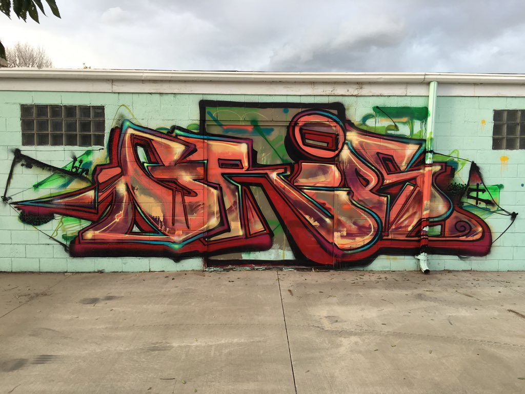 awful_cbs's tweet photo. The squad rockin hard on these virgin walls #creaturescrew https://t.co/OB3E4HrVQr