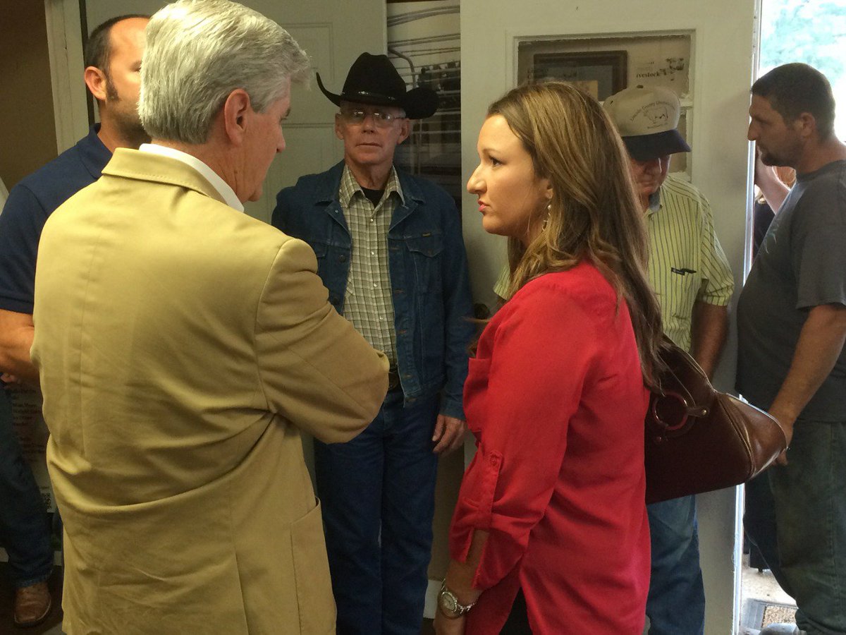 Phil Bryant tweet media