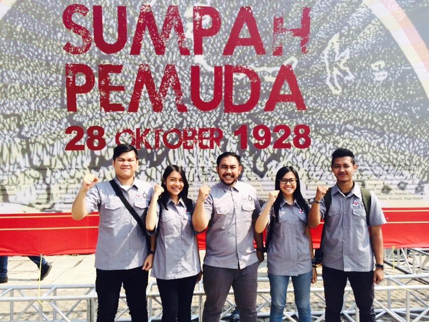Jnu24's tweet photo. Revolusi mental menuju aksi Indonesia satu. @BDGYouthForum https://t.co/nfHJmC5IYB