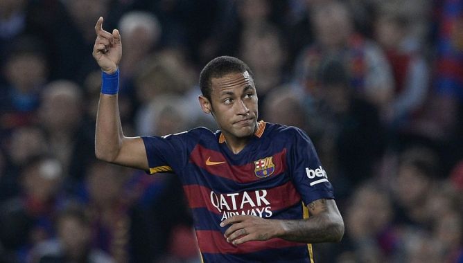 Metro_TV's tweet image. Neymar Pewaris Ronaldinho di Barcelona goo.gl/KQxo5t