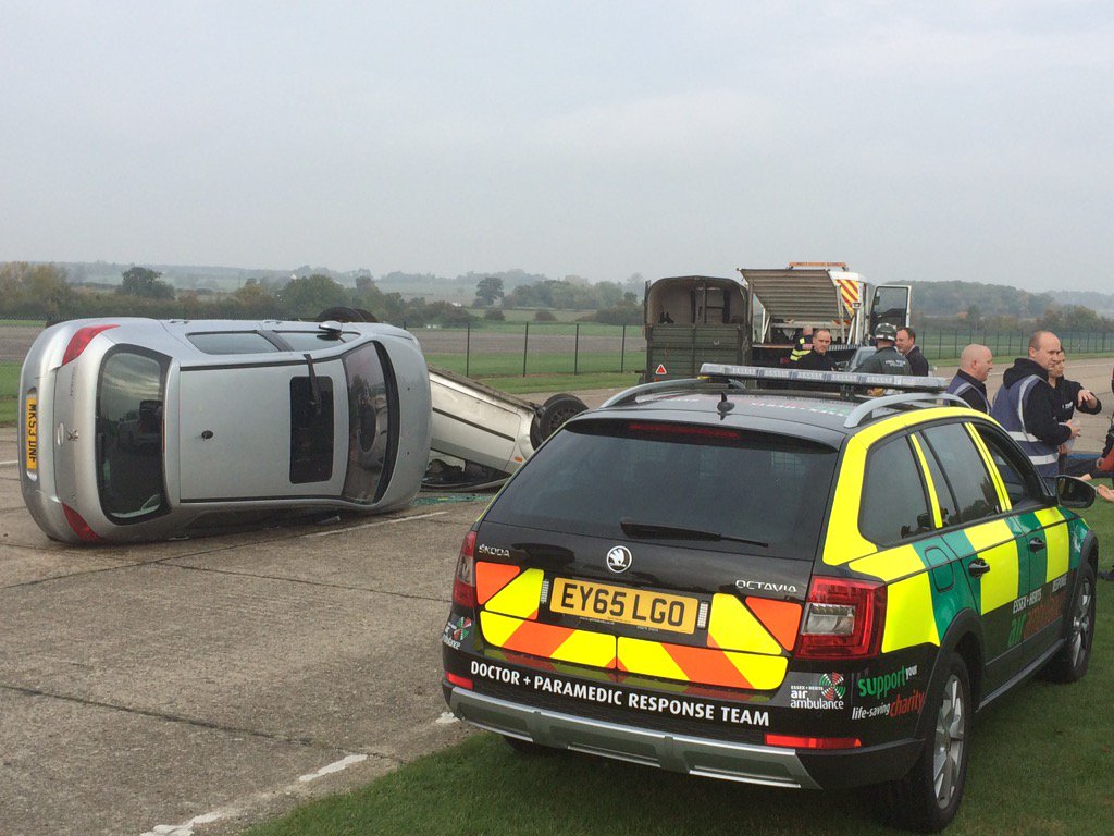 RachelToriana's tweet photo. Yesterday @The_PCP were at #Kingsway with @Essexairamb @HertsAirAmb @SATSAarhus @takwaaroankins #MedTweets https://t.co/cgym7799eV