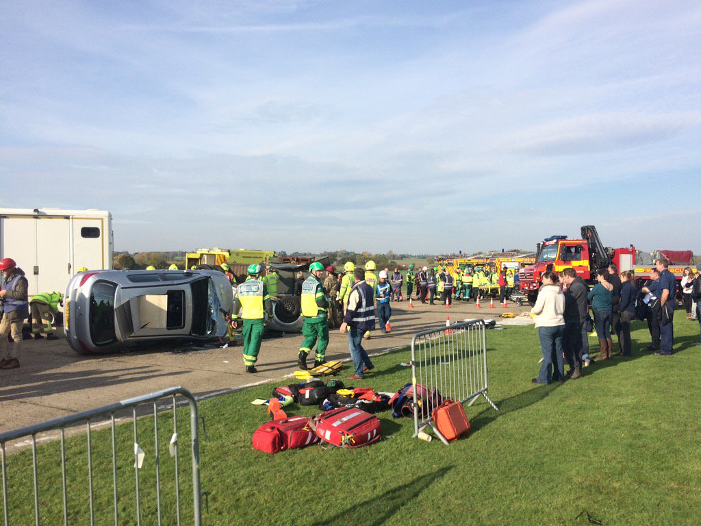 RachelToriana's tweet photo. Multi-agency teamwork under pressure at #Kingsway. Lots to reflect on today @The_PCP @Essexairamb #MedTweets https://t.co/Kxpx7BCCNj