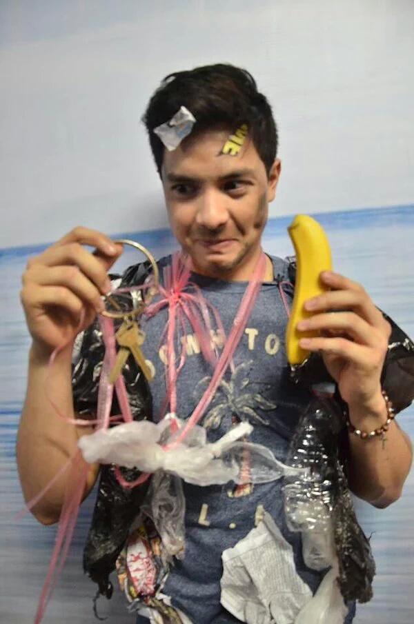 nors35's tweet photo. @aldenrichards02 dimple pa more!! 

~@nors35 https://t.co/p9CJtwdRb9
