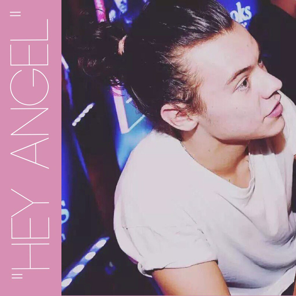 infinity_zquad's tweet photo. Go follow my new account plz 
@cheekbone_louis

#AMAs1D #UKVOTY1D https://t.co/SiQJJPX9Gw