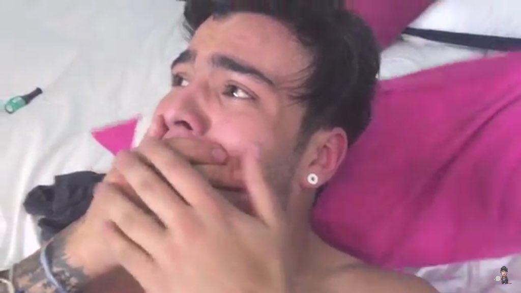 lauraruiz_14's tweet photo. Yo, cuando empecé a ver el vídeo: 
https://t.co/oLrdNP4JDK #SebasEnSoyLuna https://t.co/TH4fBjjrDp