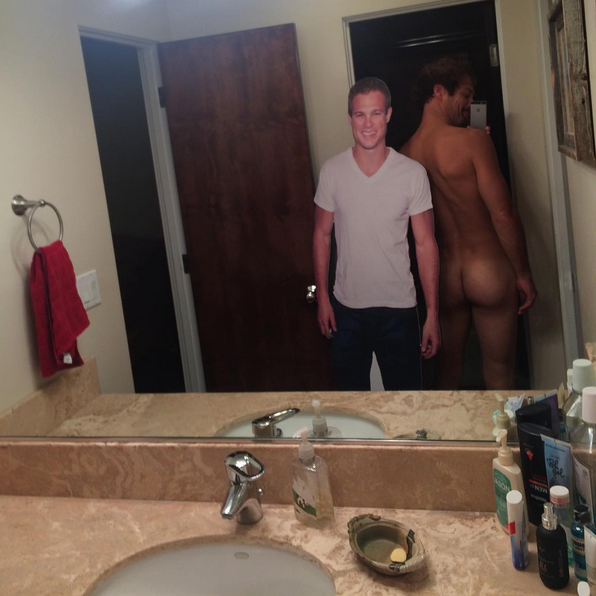 JCBFan69's tweet photo. My Dick and I would Love to Cuddle-up to Sexy Actor George Stults and His Beefy Bubble-Butt Tonight! #FamousBooty https://t.co/6RmRkIGGdH